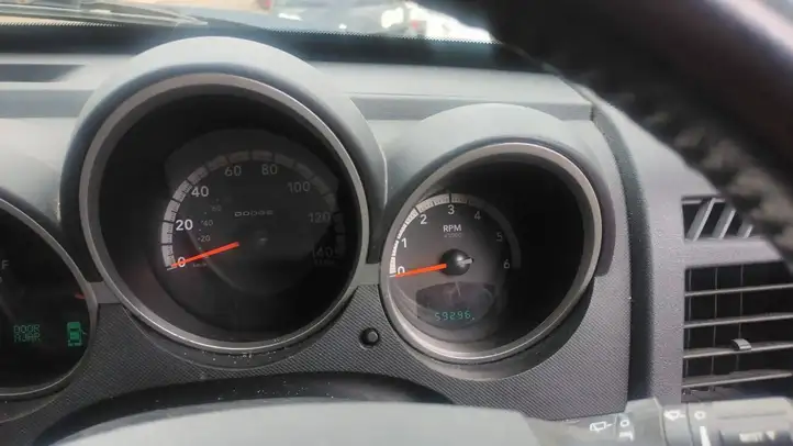 Dodge Nitro (2006 - 2011) VM51C Двигатель — фото 7