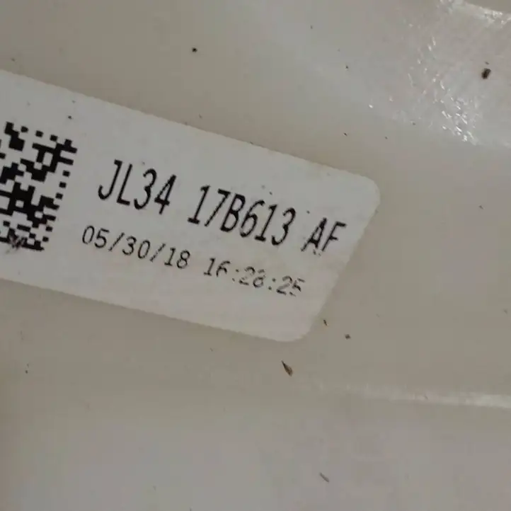 Ford F150 (2018 - 2020) JL3417B613AF Бачок омывателя стекла — фото 2