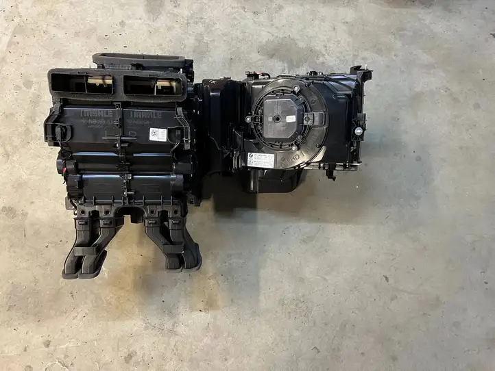 BMW iX (2021 - ) 5A2BAB9 Комплект системы вентиляции салона — фото 4