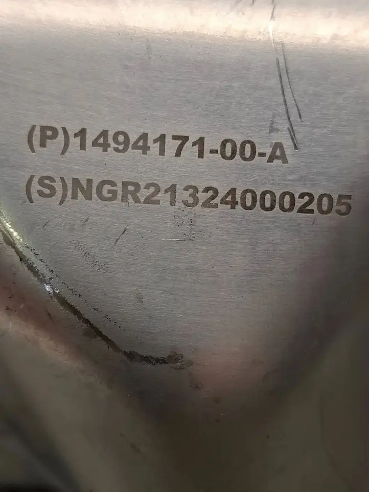 Tesla Model 3 (2017 - 2023) 149417100A Крышка ящика аккумулятора — фото 4