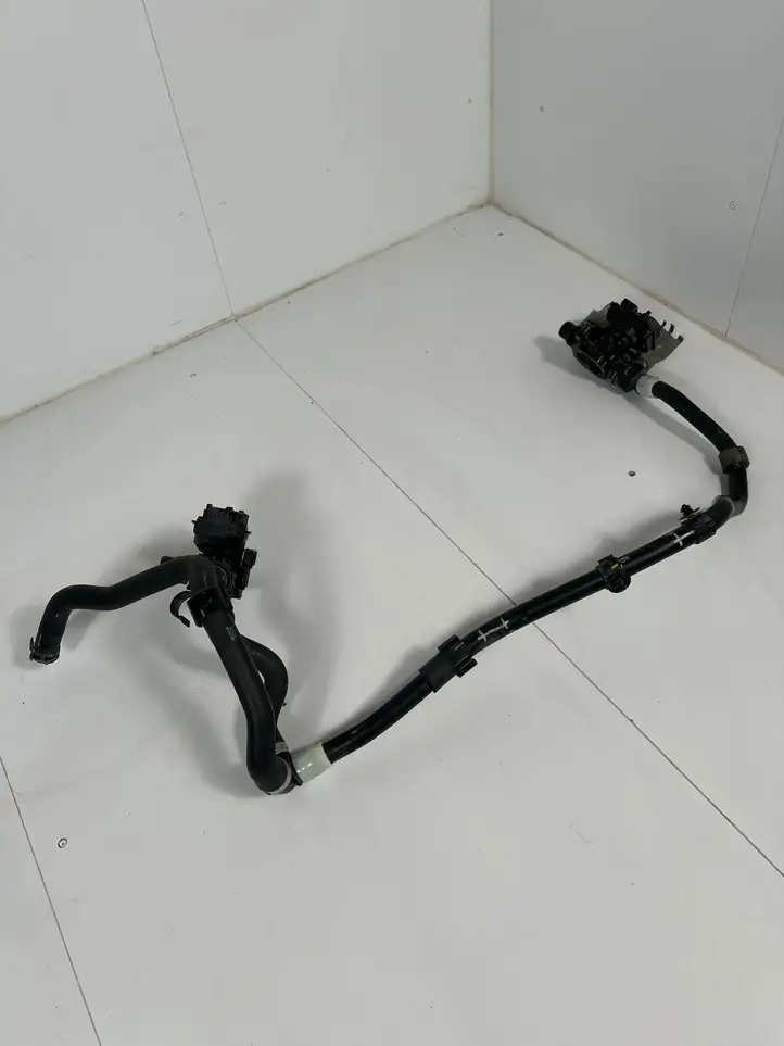 BMW iX (2021 - ) 9462114 Электроциркуляционный насос — фото 1