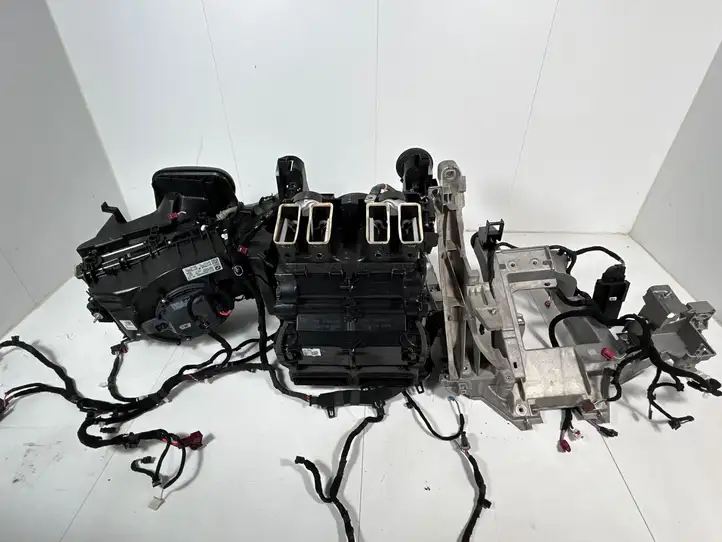 BMW iX (2021 - ) HZ5A2BAB9 Комплект системы вентиляции салона — фото 1