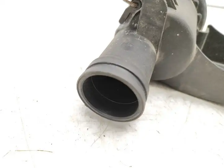 BMW Z4 E85 E86 (2002 - 2008) 13747514863 Детали воздухозаборника — фото 3