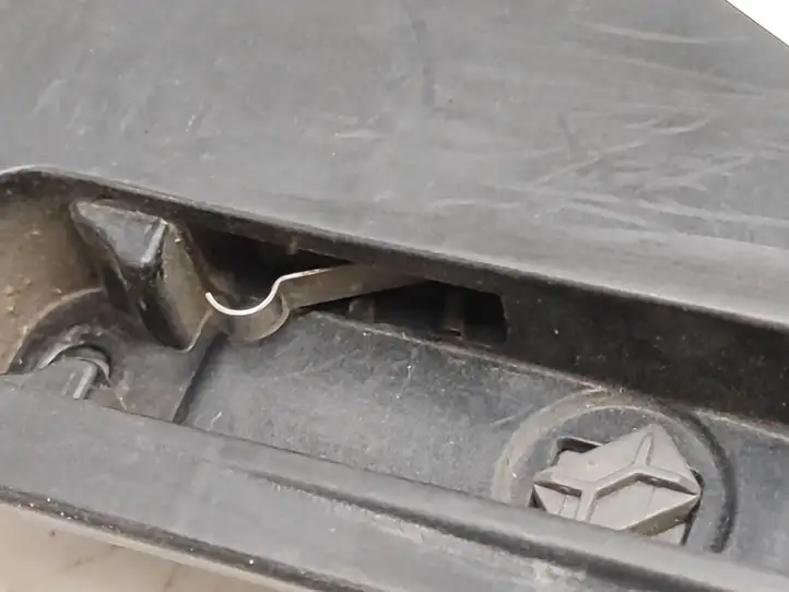 BMW Z4 E85 E86 (2002 - 2008) 7072815 Прочие детали салона — фото 3