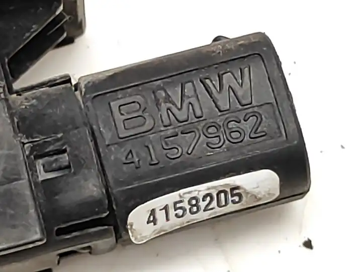BMW Z4 E85 E86 (2002 - 2008) 4157962 Датчик открытия капота — фото 4