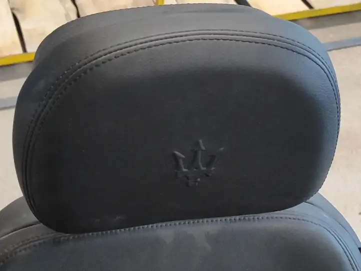 Maserati Ghibli (2013 - 2017) Переднее сиденье водителя — фото 6