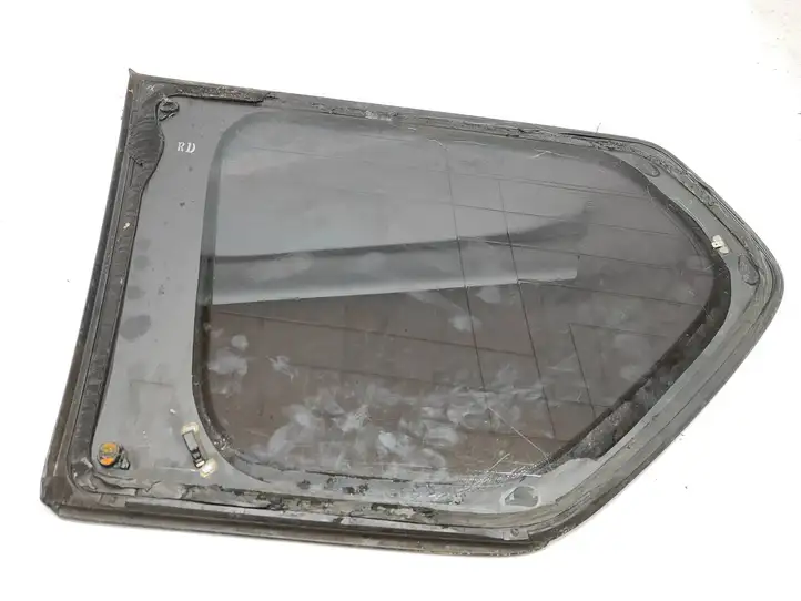 Toyota Land Cruiser (J150) (2009 - ) 43R00122 Заднее боковое стекло — фото 2
