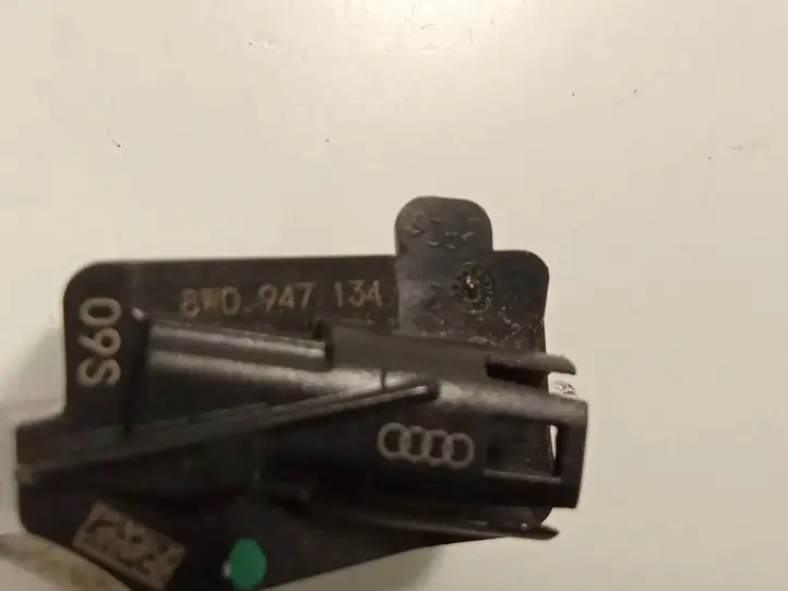 Audi A4 S4 B9 (2015 - 2019) 8W0947134 Подсветка рукоятки передней двери (наружняя) — фото 3