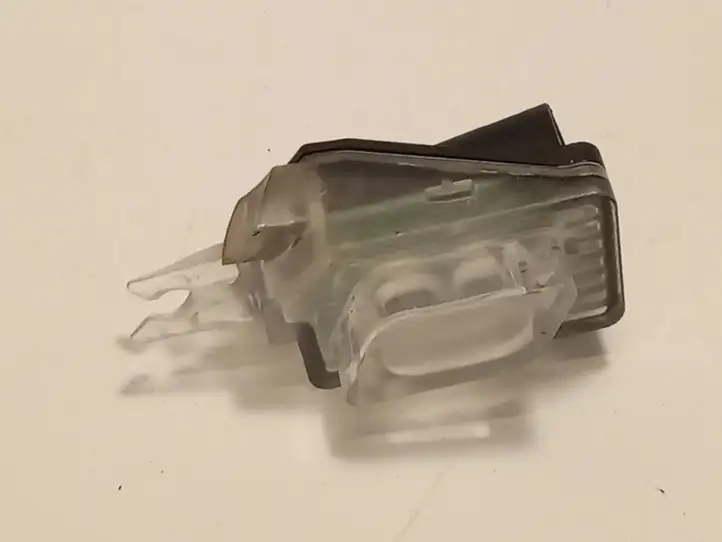 Audi A4 S4 B9 (2015 - 2019) 8W0947134 Подсветка рукоятки передней двери (наружняя) — фото 1