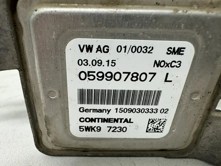 Volkswagen Touareg II (2010 - 2018) 059907807L Лямбда-зонд — фото 2