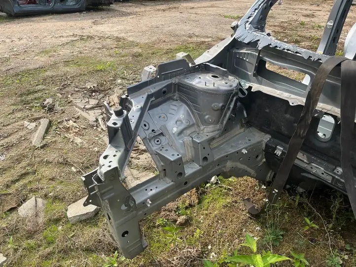 Mitsubishi Outlander IV (2021 - ) Кузов — фото 9