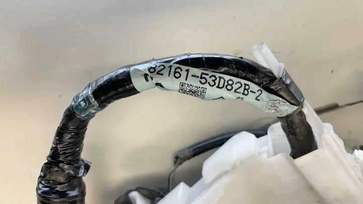 Lexus IS III XE30 (2013 - 2016) 8610153C40 Прочая электропроводка — фото 9