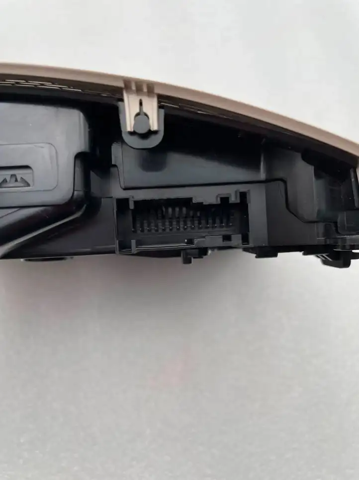 Mercedes-Benz GLE W167 (2019 - ) A0009007021 Передняя подсветка — фото 6