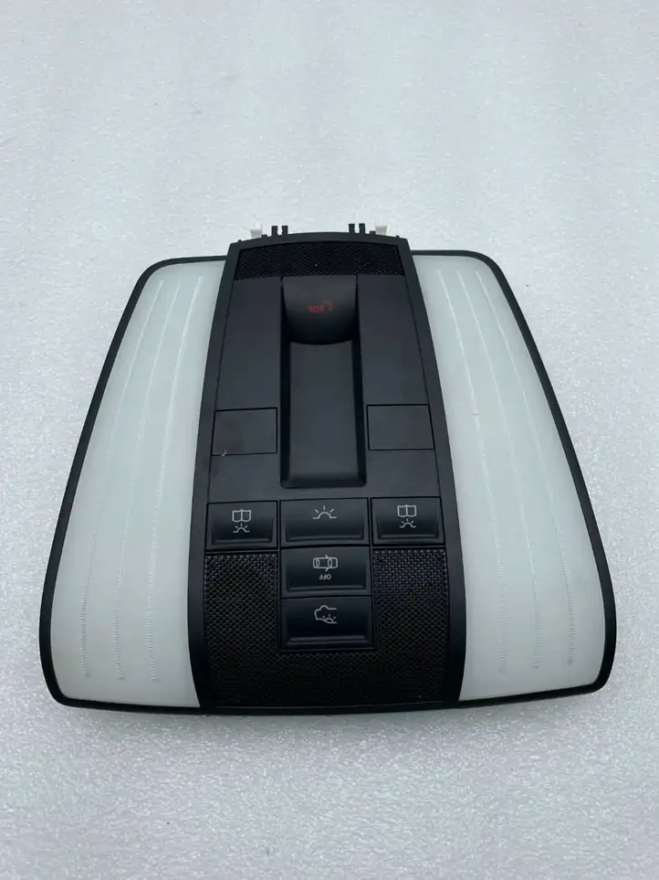Mercedes-Benz E W212 (2009 - 2016) A2129005724 Передняя подсветка — фото 1