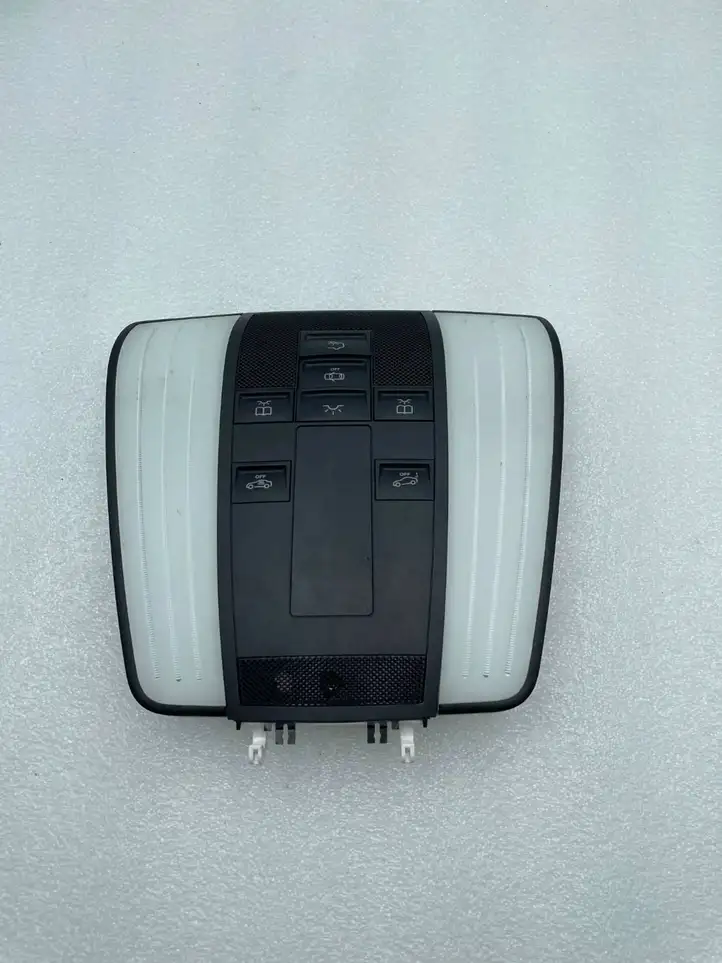Mercedes-Benz E W212 (2009 - 2016) A2129067902 Передняя подсветка — фото 2