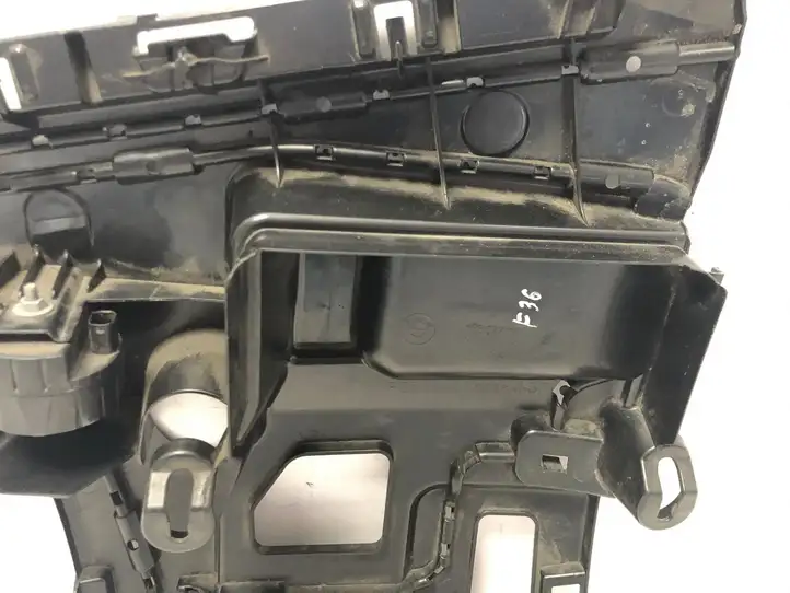 BMW 4 F32 F33 (2013 - 2017) 7428732 Кронштейн заднего бампера — фото 3
