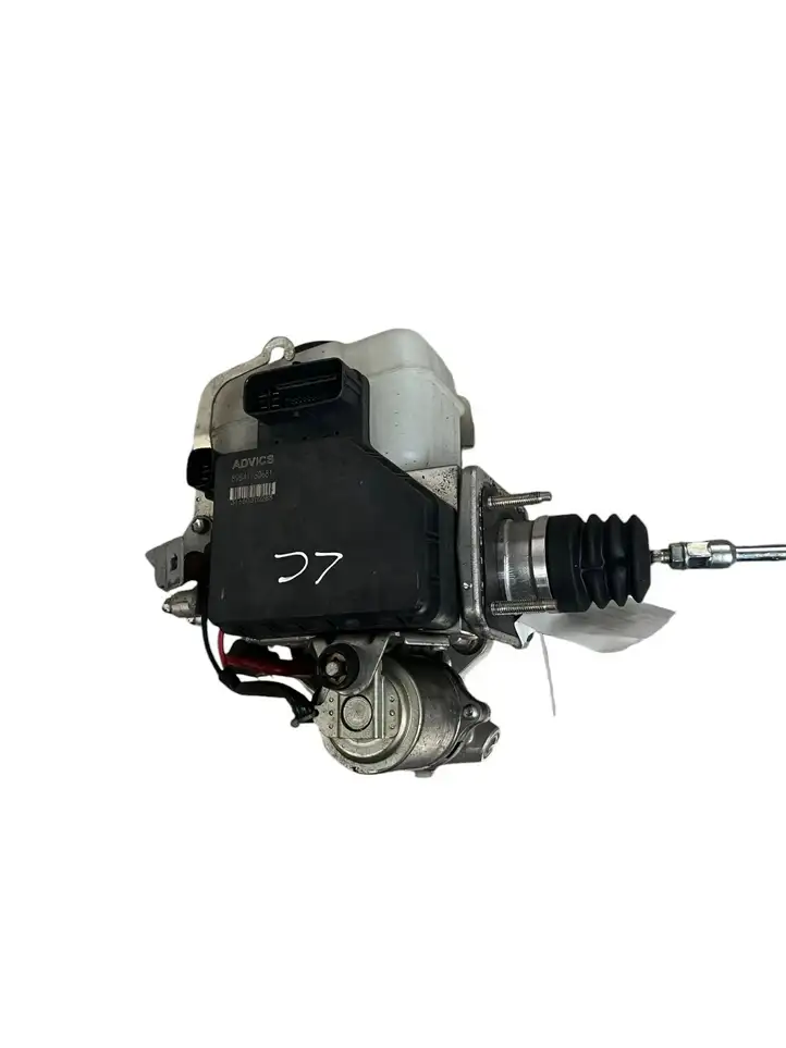 Toyota Land Cruiser (J150) (2009 - ) 8954160681 Вакуумный усилитель тормозов — фото 8