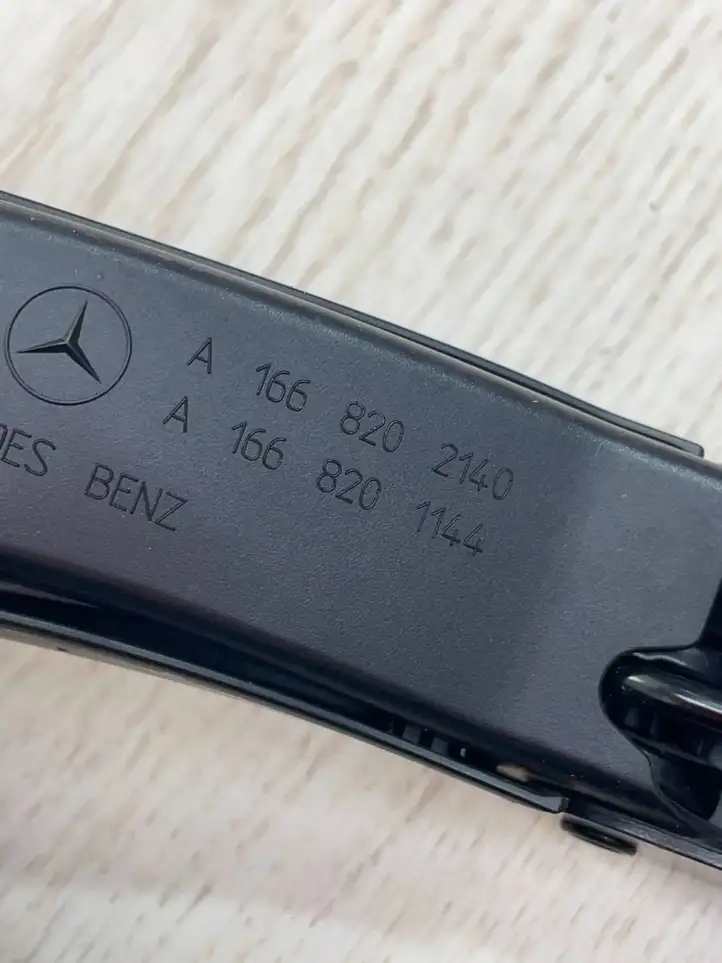 Mercedes-Benz GLE AMG W166/C292 (2015 - 2019) A1668300028 Жабо стеклоочистителей — фото 6