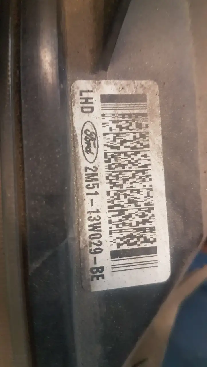 Ford Focus (1998 - 2004) 2M5113W029BE Передняя фара — фото 3