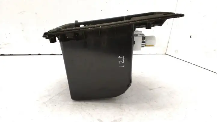 Jaguar XE (2014 - 2019) GX73045J40BB Ящик центральной консоли — фото 5