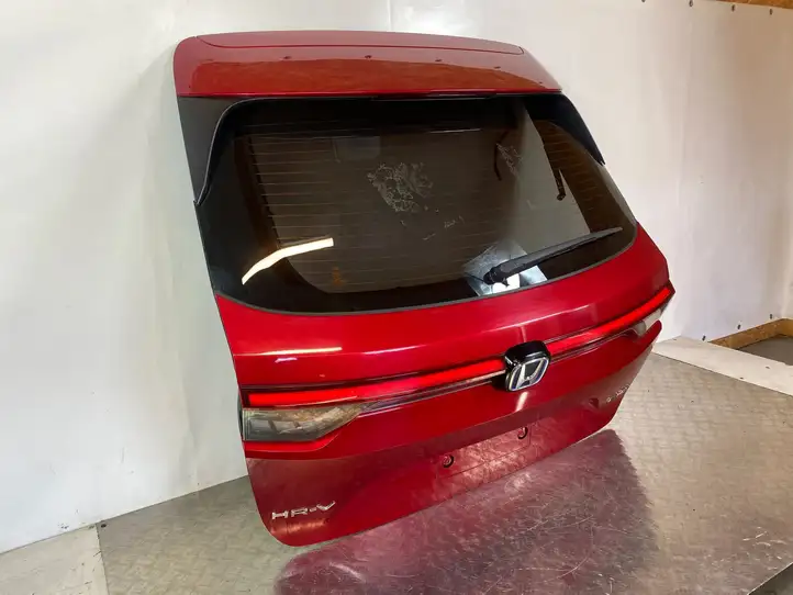 Honda HR-V (2021 - ) Крышка багажника — фото 20