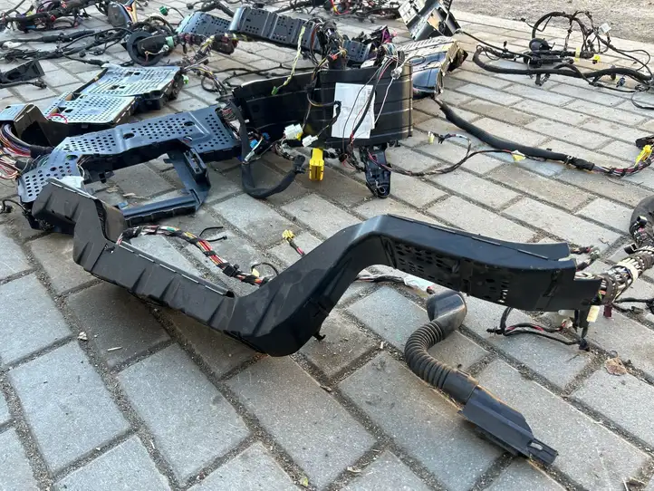 Mercedes-Benz EQC (2018 - ) A2055400972 Прочая электропроводка — фото 15