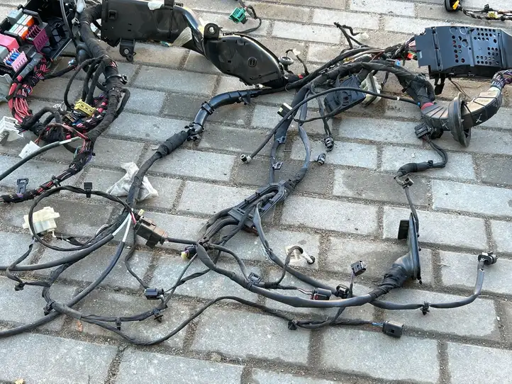 Mercedes-Benz EQC (2018 - ) A2055400972 Прочая электропроводка — фото 18