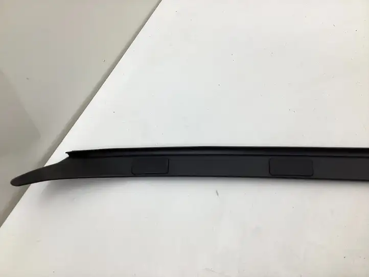 BMW (2013 - 2017) 51767295600 Накладка заднего стекла — фото 5