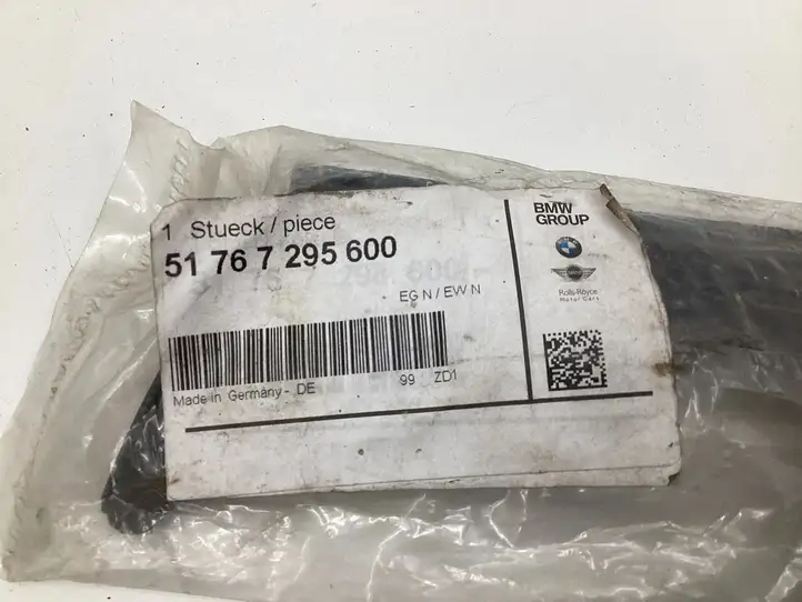 BMW (2013 - 2017) 51767295600 Накладка заднего стекла — фото 7