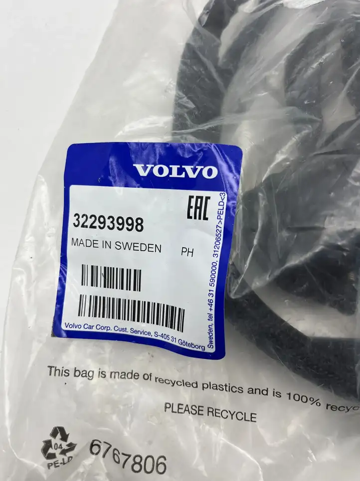 Volvo XC60 (2017 - ) 32293998 Розетка прицепа — фото 3