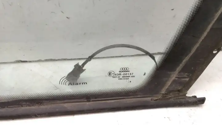 Audi A6 S6 C5 4B (1997 - 2001) 43R00137 Заднее боковое стекло — фото 2