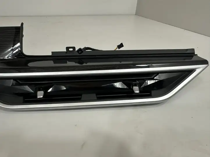 BMW X5 G05 (2018 - ) 9634835 Декоративная планка — фото 2