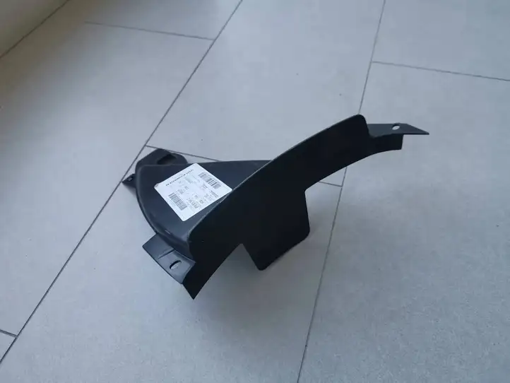 Seat Arona (2017 - ) 6F9805946C Кронштейн переднего подкрылка — фото 3