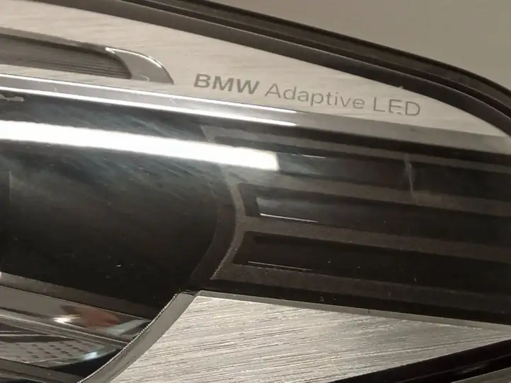 BMW 5 G30 G31 (2016 - ) 8499121 Передняя фара — фото 5