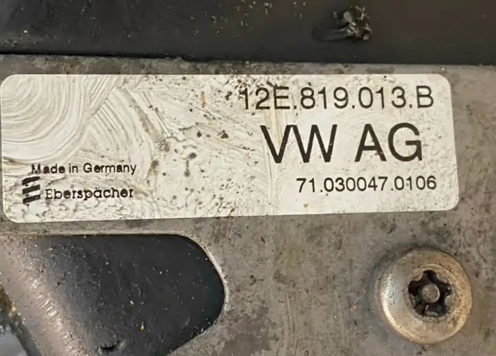 Volkswagen e-Up (2016 - ) 12E963231B Подогреватель охлаждающей жидкости — фото 8