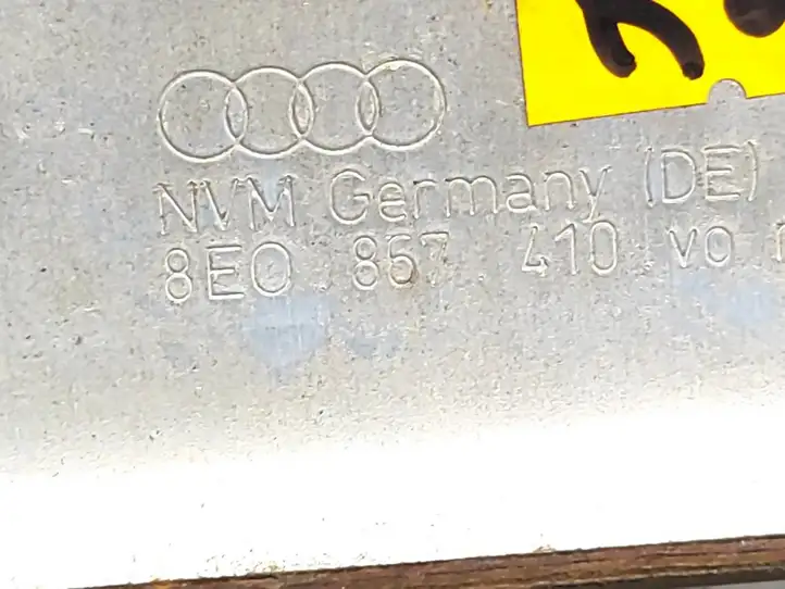Audi A4 S4 B7 8E 8H (2004 - 2009) 8E0857410 Прочая отделка передней двери — фото 7