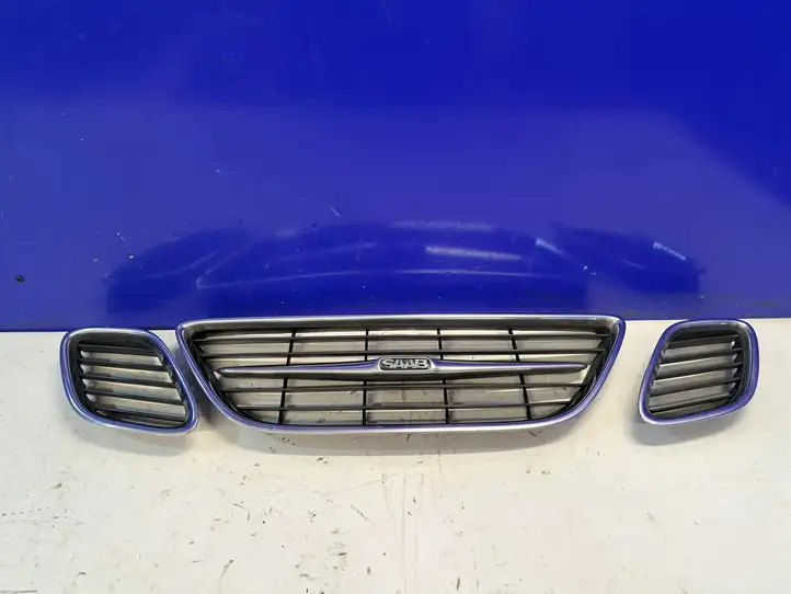 Saab 9-3 Ver1 (1998 - 2005) 12769758 Нижняя решетка переднего бампера — фото 1