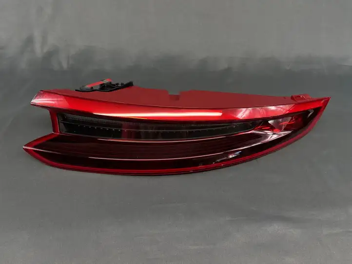 Porsche 911 991 (2011 - 2019) 99163197802 Задний фонарь в кузове — фото 1