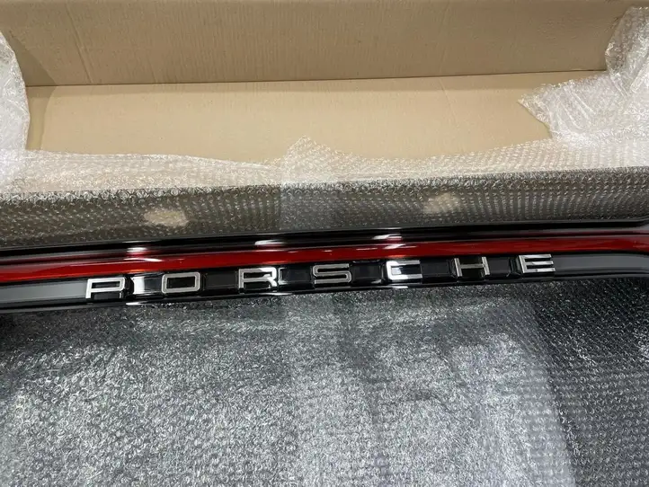 Porsche Macan (95B) (2019 - ) 95B945307 Комплект задних фонарей — фото 3