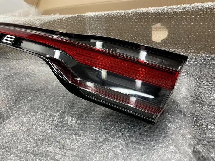 Porsche Macan (95B) (2019 - ) 95B945307 Комплект задних фонарей — фото 13
