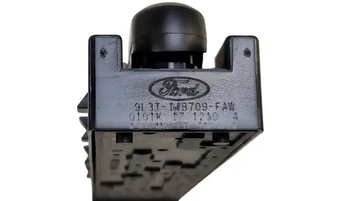Ford Escape III (2013 - 2019) 9L3T14B709 Ручка регулировки сиденья — фото 3