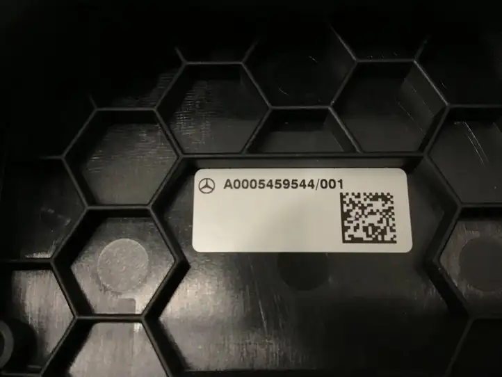 Mercedes-Benz GLC X254 (2023 - ) A0005459544 Крышка зарядного разъема — фото 5