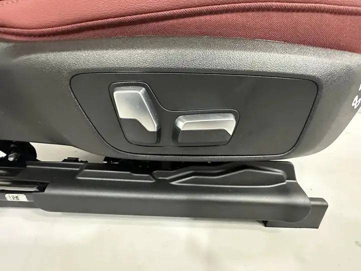 BMW X4 G02 (2018 - ) 5A1AFA7 Комплект салона — фото 2