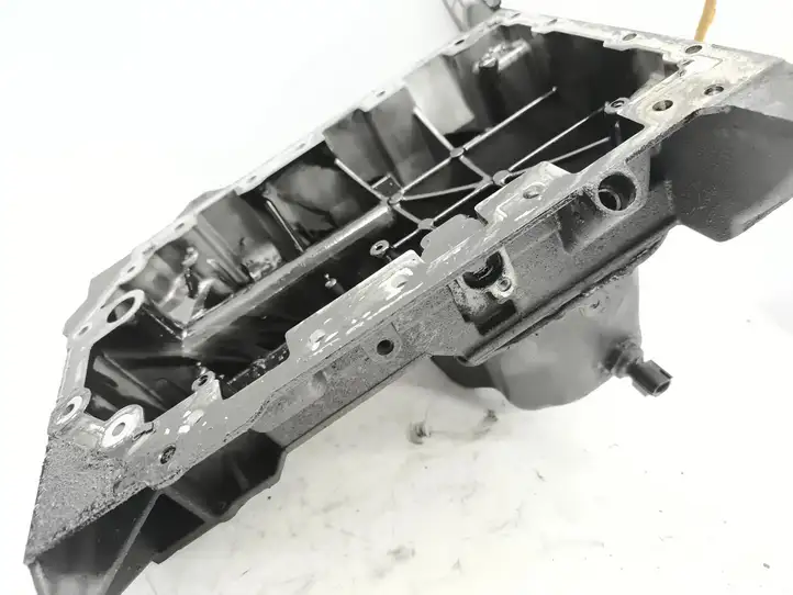 Land Rover Range Rover Sport L320 (2005 - 2009) 4H2Q6U0004FB Картер двигателя — фото 3