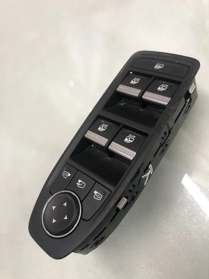 Renault Megane E-Tech (2022 - ) 25410000r Кнопка стеклоподъемников — фото 1