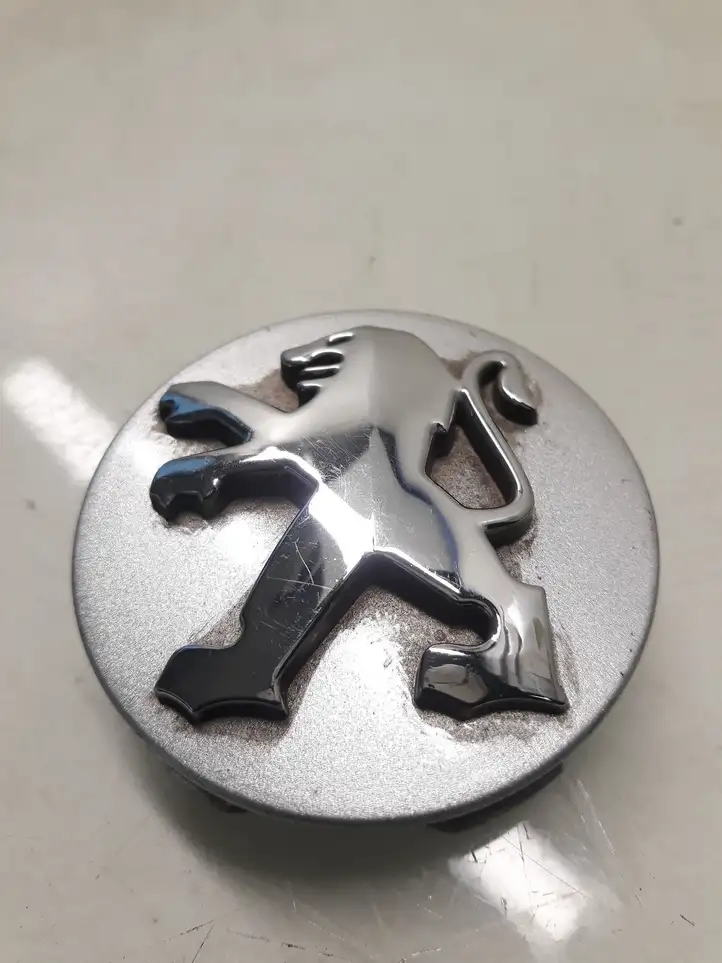 Peugeot 307 (2001 - 2005)  9639098380 Заводская крышка (крышки) от центрального отверстия колеса