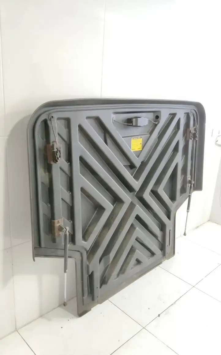 Volkswagen Amarok (2010 - )   Жалюзи