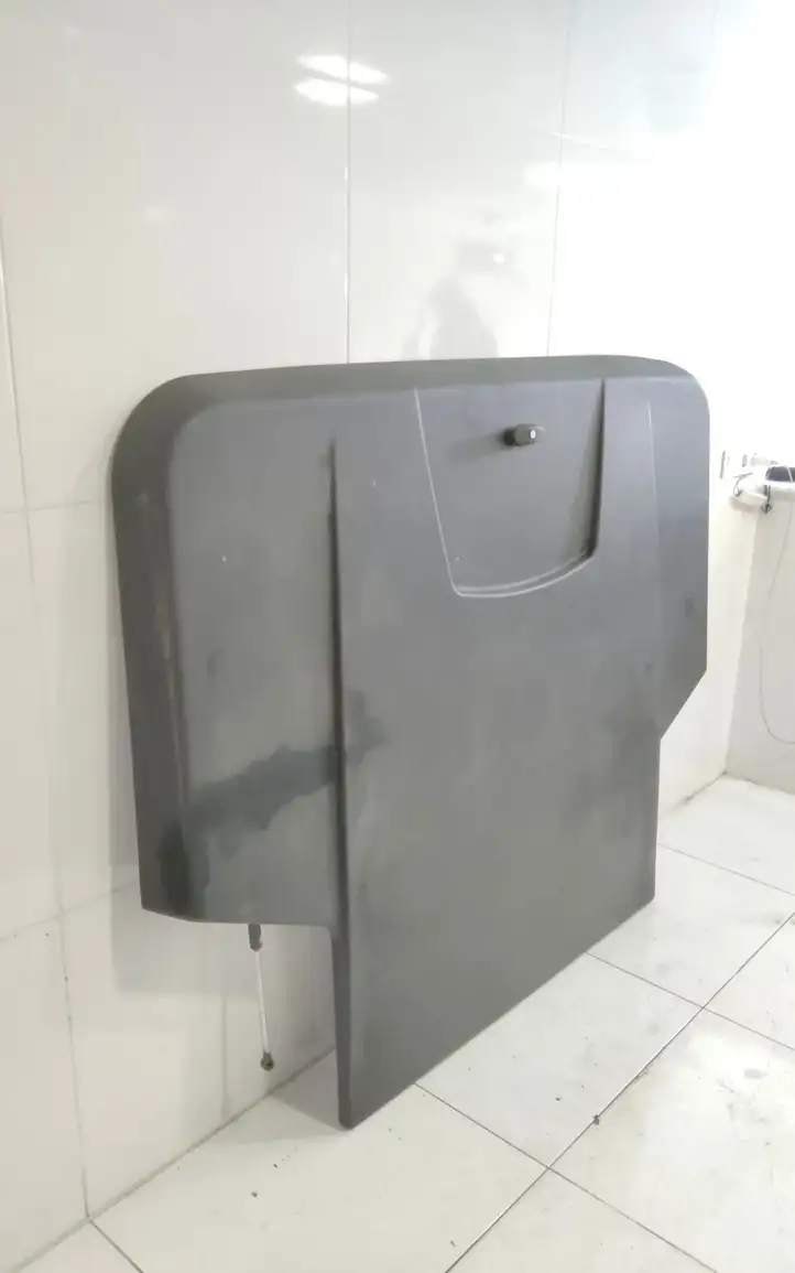 Volkswagen Amarok (2010 - )   Жалюзи