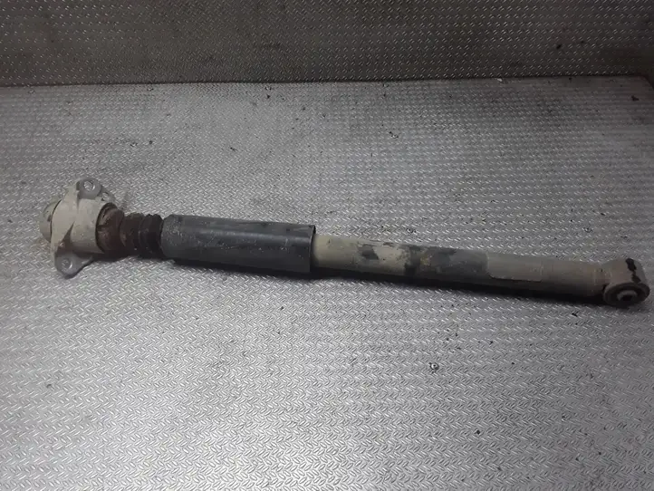 Audi    8Z0513025J Задний амортизатор с пружиной