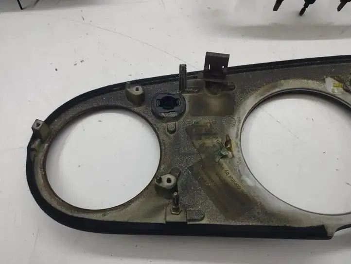 3W8858337 Комплект внутренней декоративной отделки — фото 28